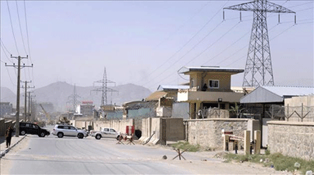 Mueren 9 miembros de la OTAN en el ataque a una base en Kabul